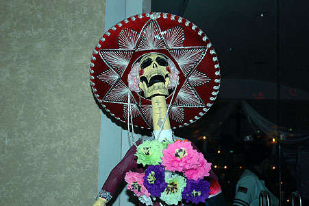 Anniversary dinner Nov. 1, 2010 Cancun 047.JPG